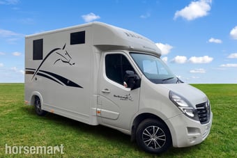 Marlborough  Vauxhall Horsebox