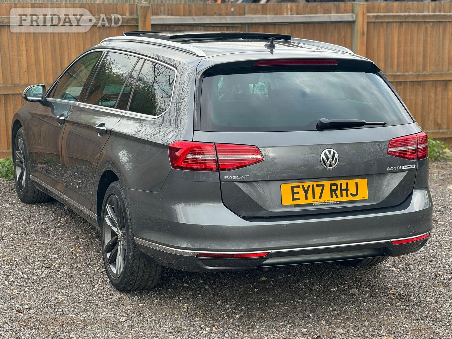 Volkswagen Passat 2017 - Cars in St. Albans