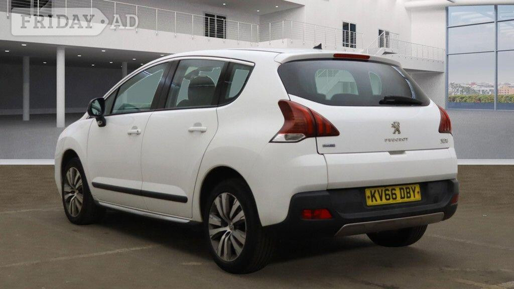 [ berth ]Peugeot 3008