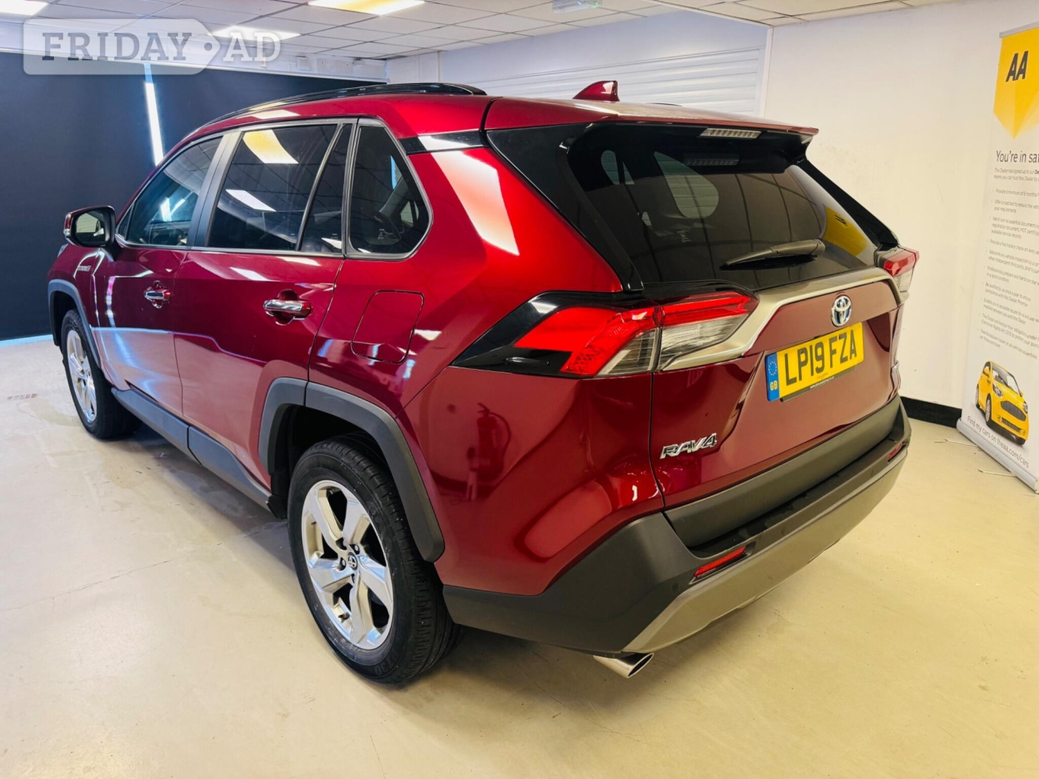 Toyota RAV4 2019 - Cars in Stroud