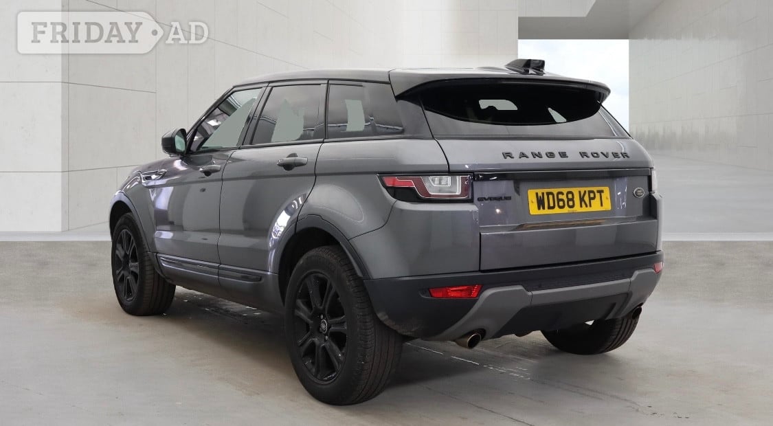 [ berth ]Land Rover Range Rover Evoque