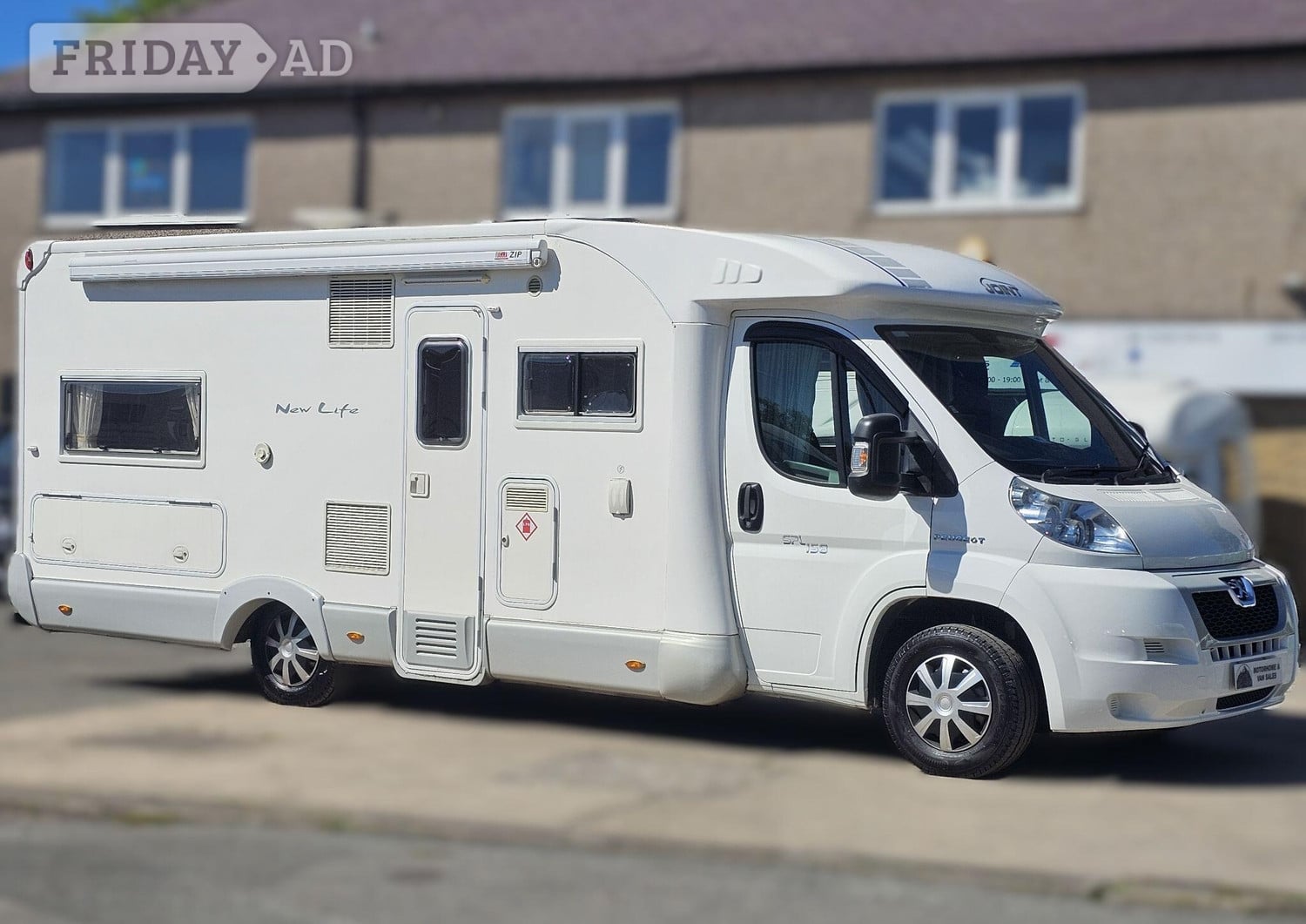 Joint New Life SPL 158 Low Profile Coachbuilt 4 Berth Motorhome ? Twin Fixed Beds ? Solar System 2009 for sale in Halifax