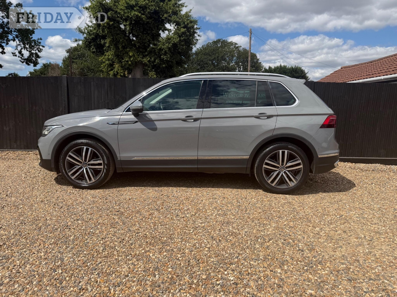 [ berth ]Volkswagen Tiguan