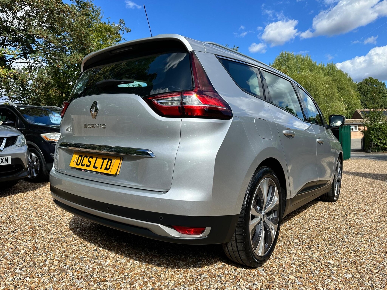 Renault Grand Scenic 2017 - Cars in Hook