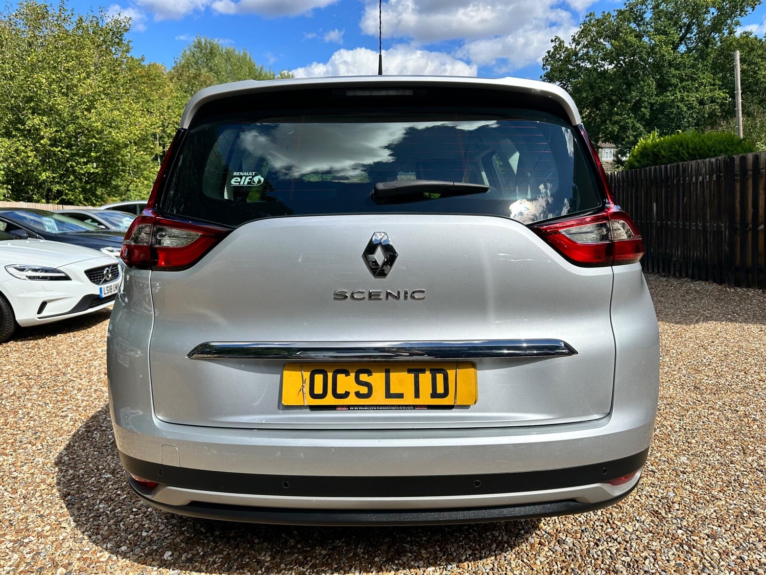 Renault Grand Scenic 2017 - Cars