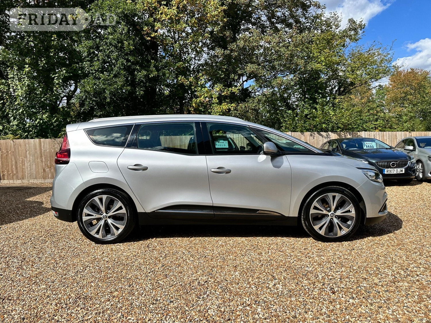 [ berth ]Renault Grand Scenic