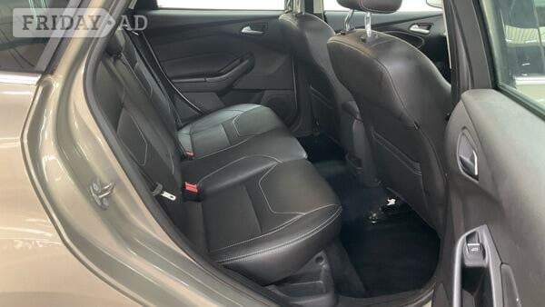 [ berth ]Ford Focus