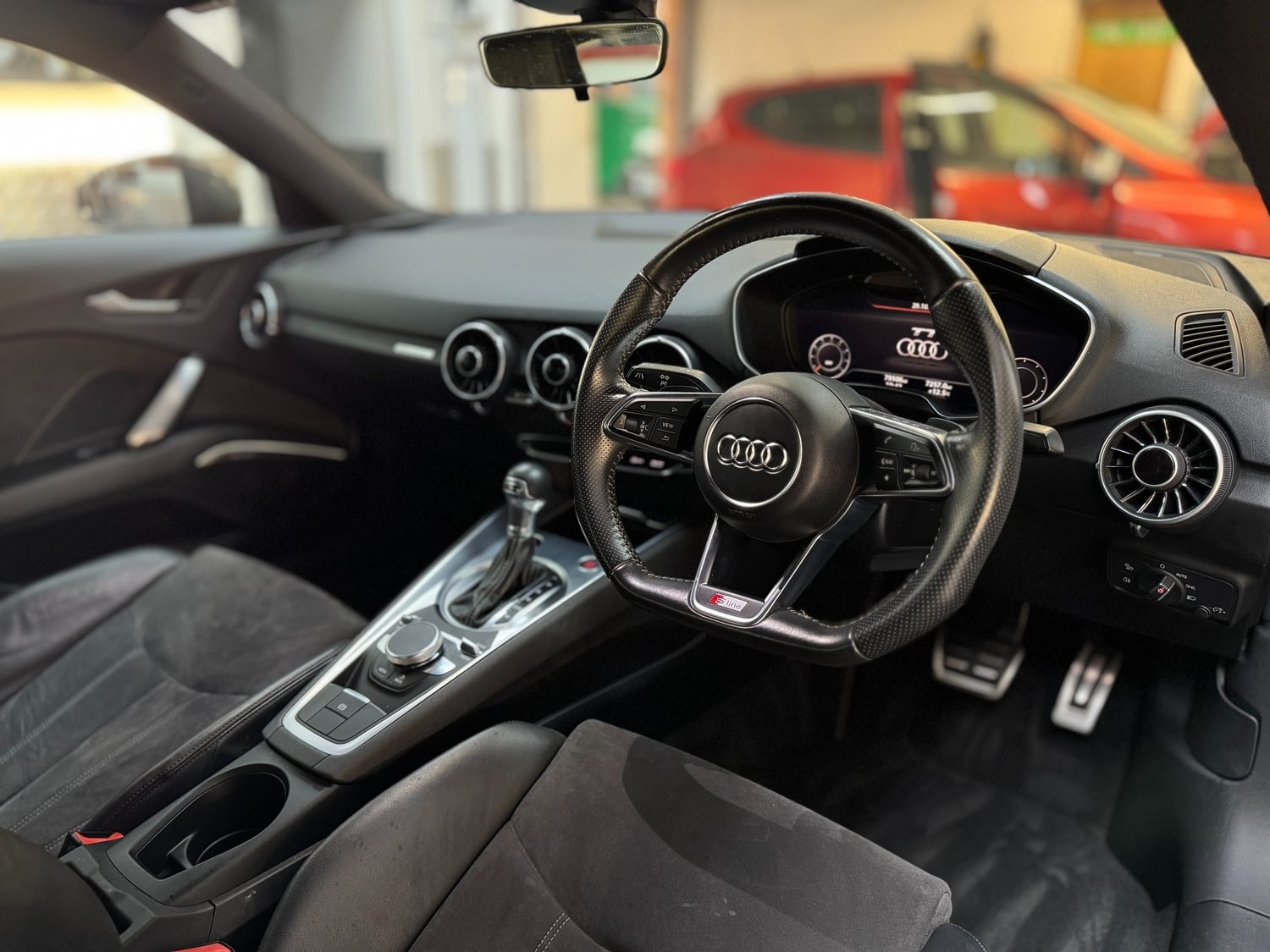 [ berth ]Audi TT