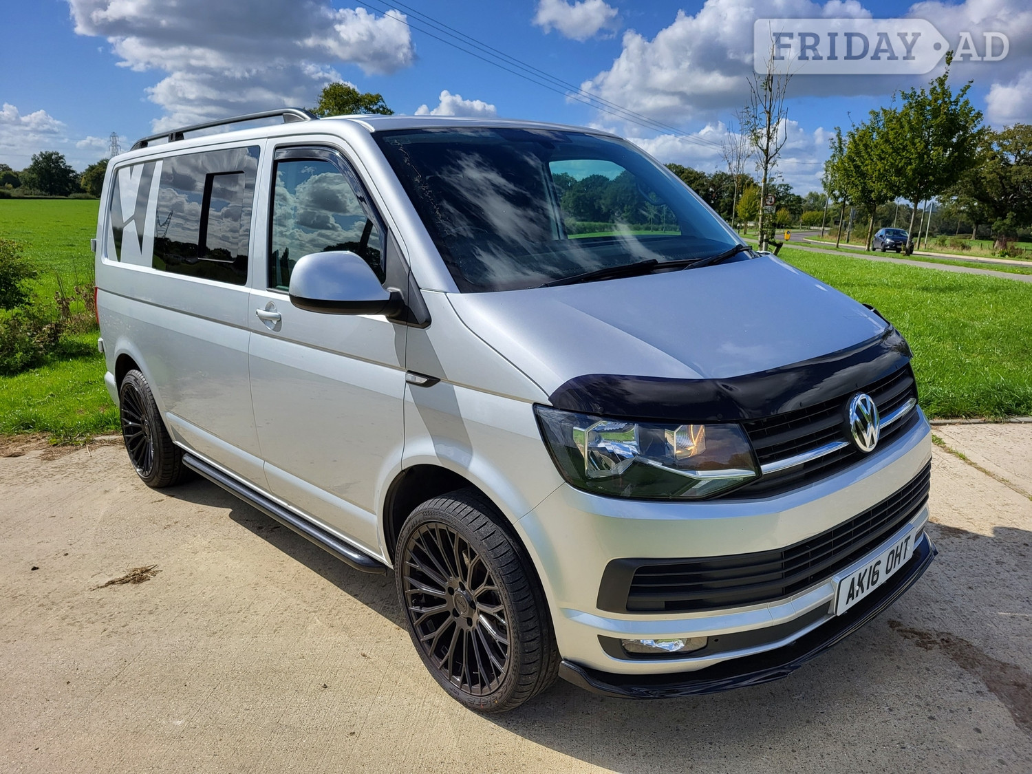 Volkswagen Transporter 2016 - Vans & Commercial Vehicles in Horley
