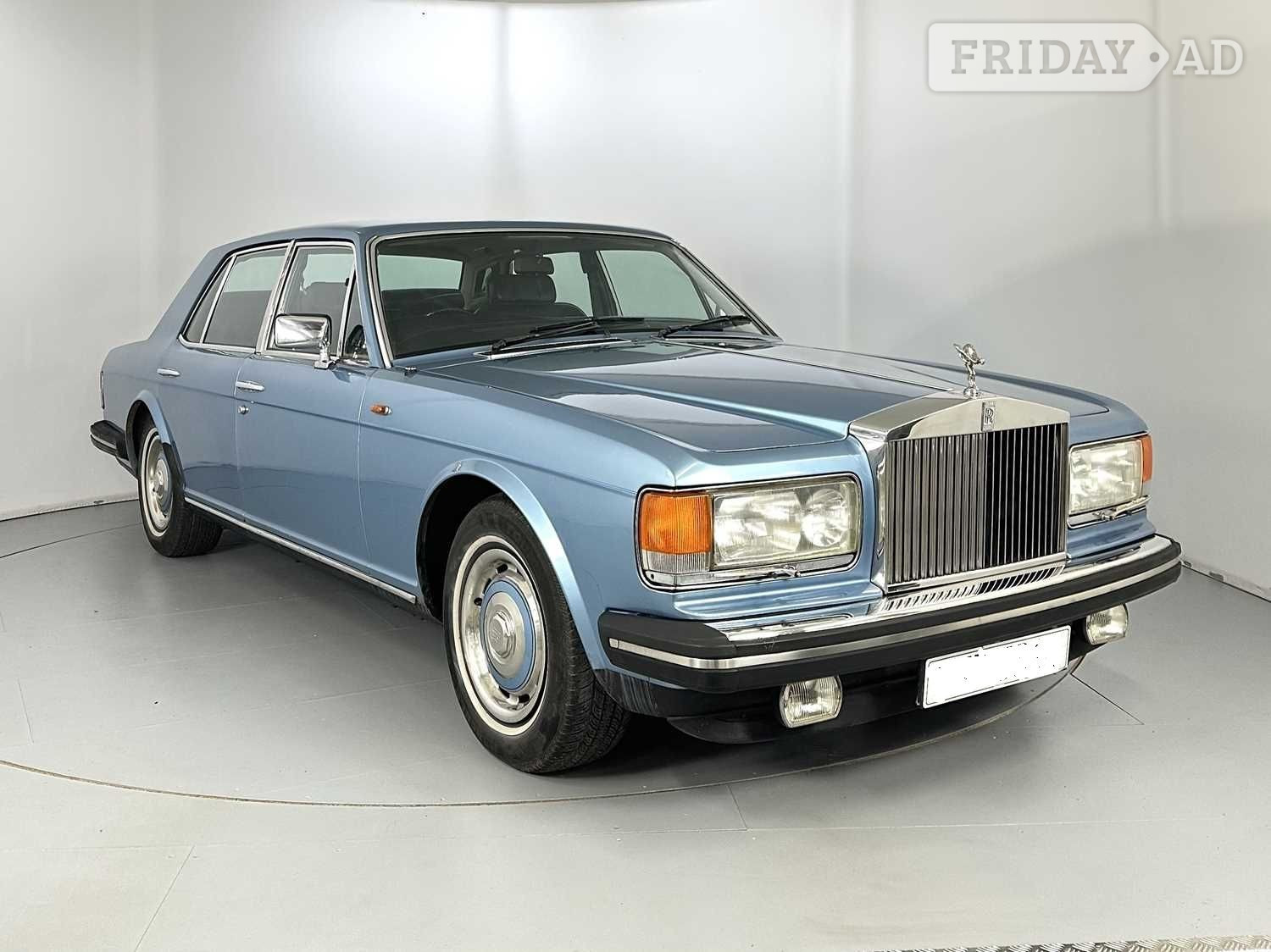 Rolls-Royce Silver Spirit 1981 in Harrow