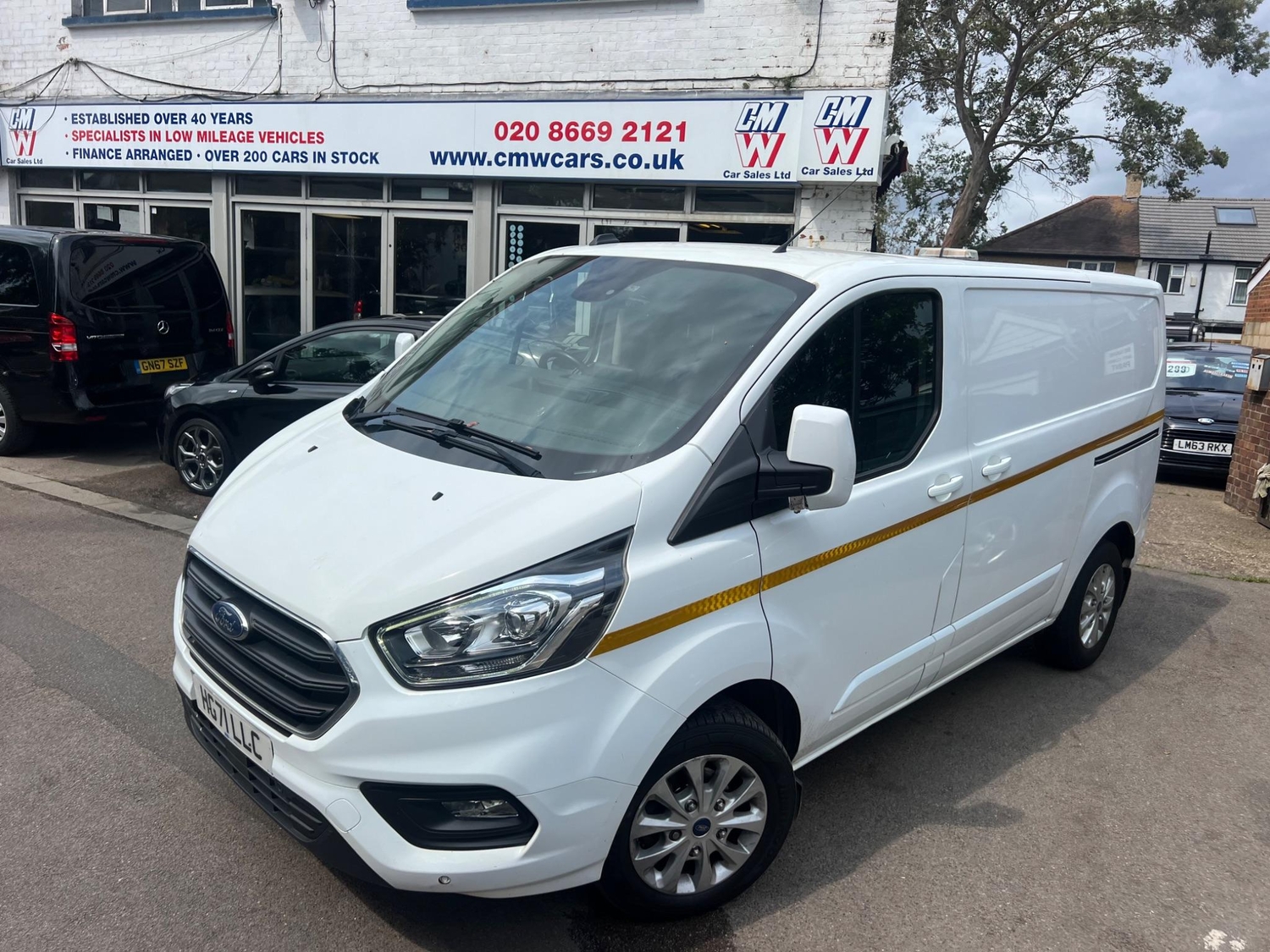 Ford Transit Custom Sutton