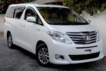 Toyota Alphard 2013