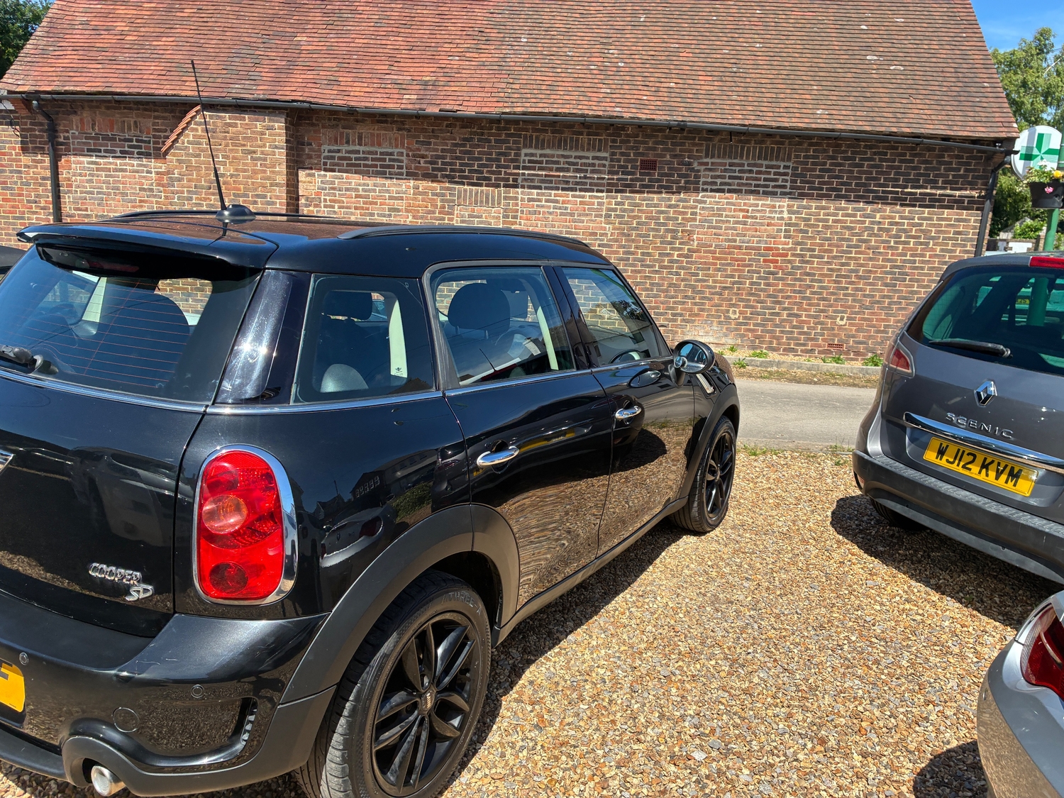 [ berth ]Mini Countryman