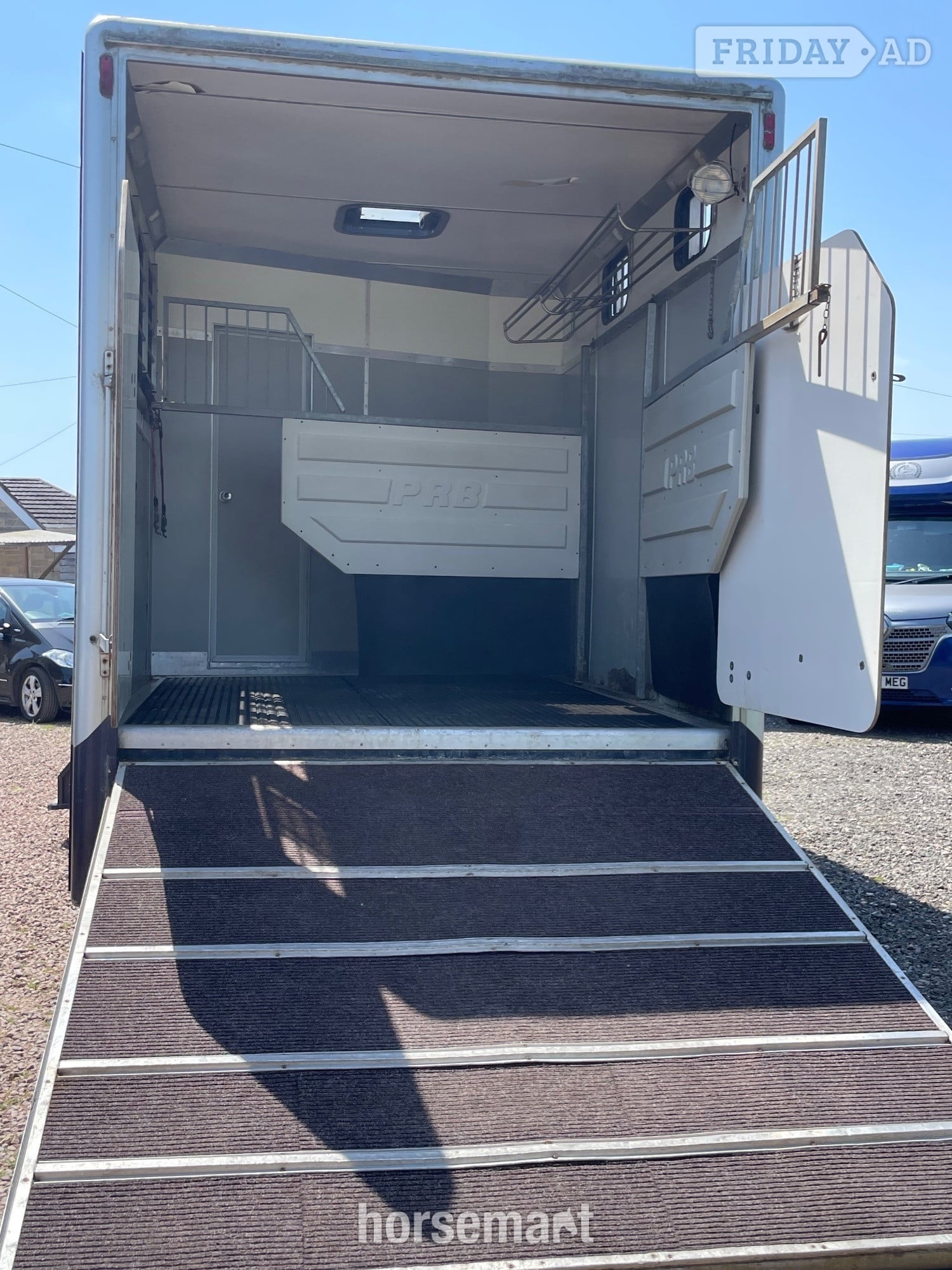 PRB  Isuzu Trucks Horsebox - Trailers & Horseboxes in Gloucester