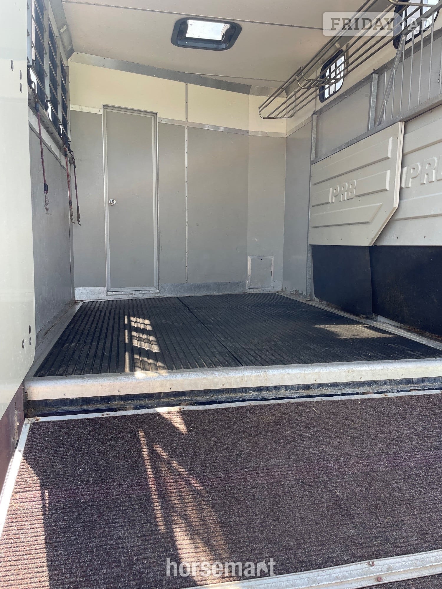 PRB  Isuzu Trucks Horsebox - Trailers & Horseboxes