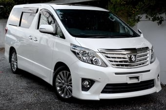 Toyota Alphard 2013