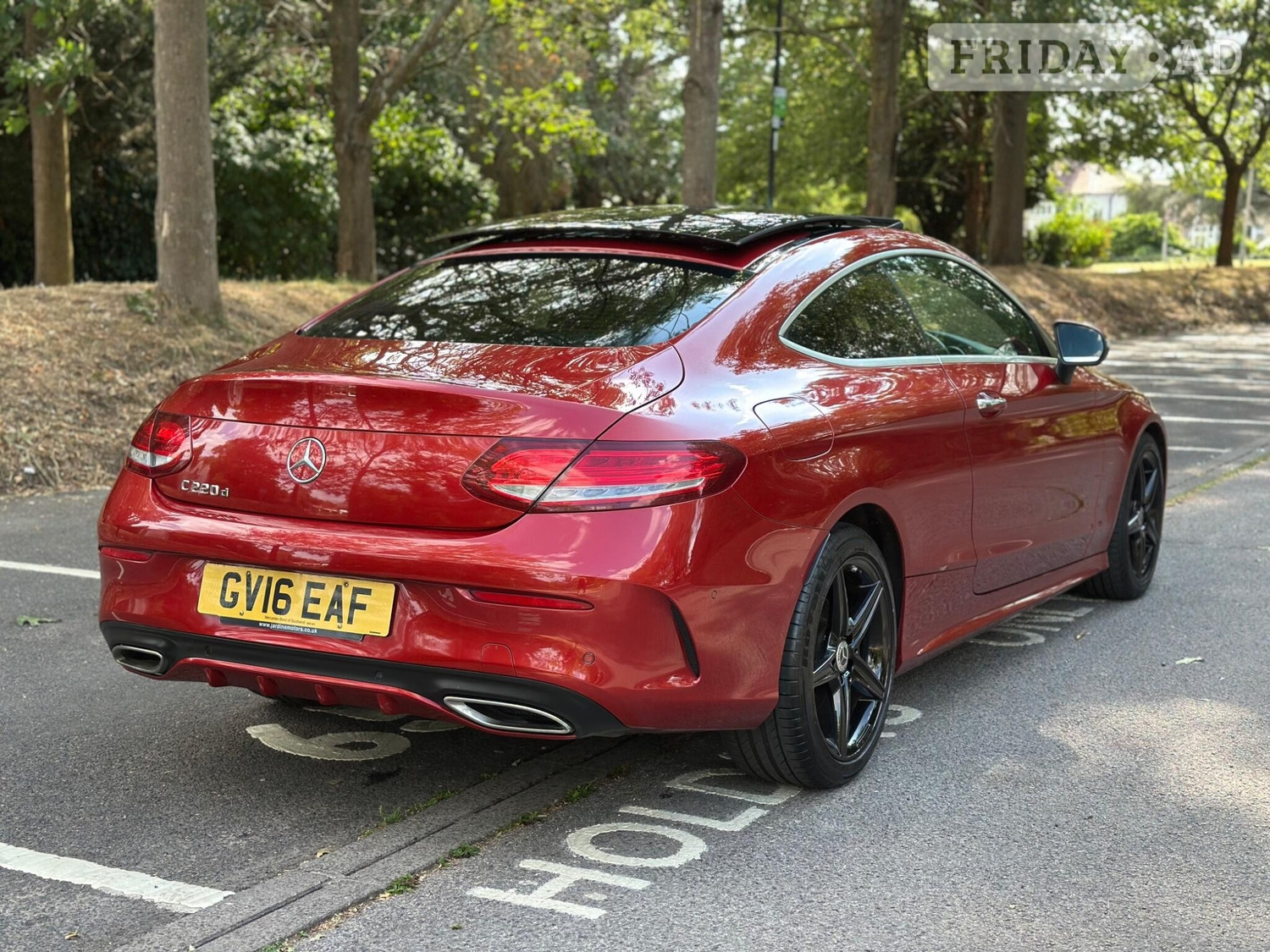 [ berth ]Mercedes-Benz C Class