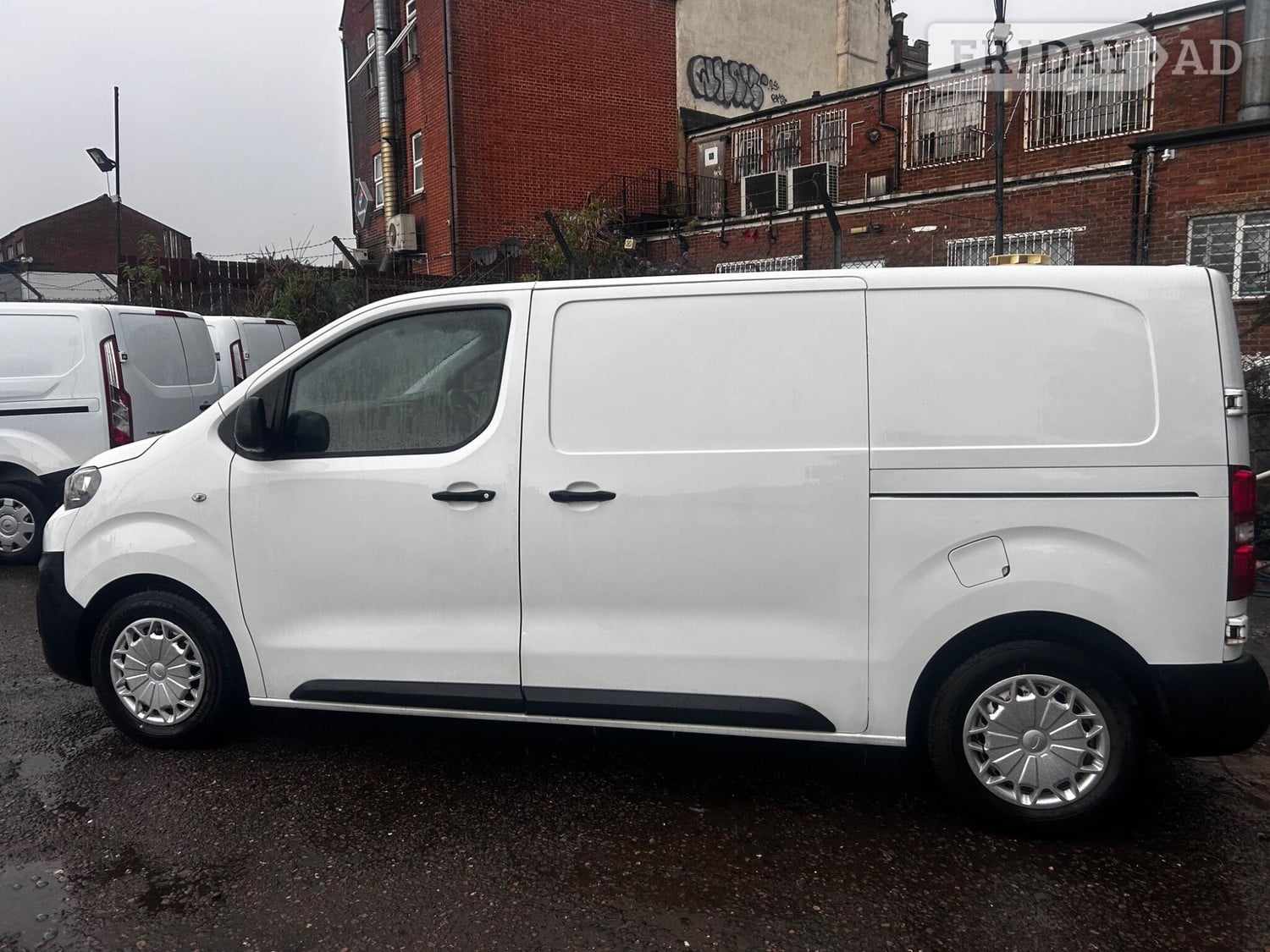 Peugeot Expert 2017 - Vans & Commercial Vehicles