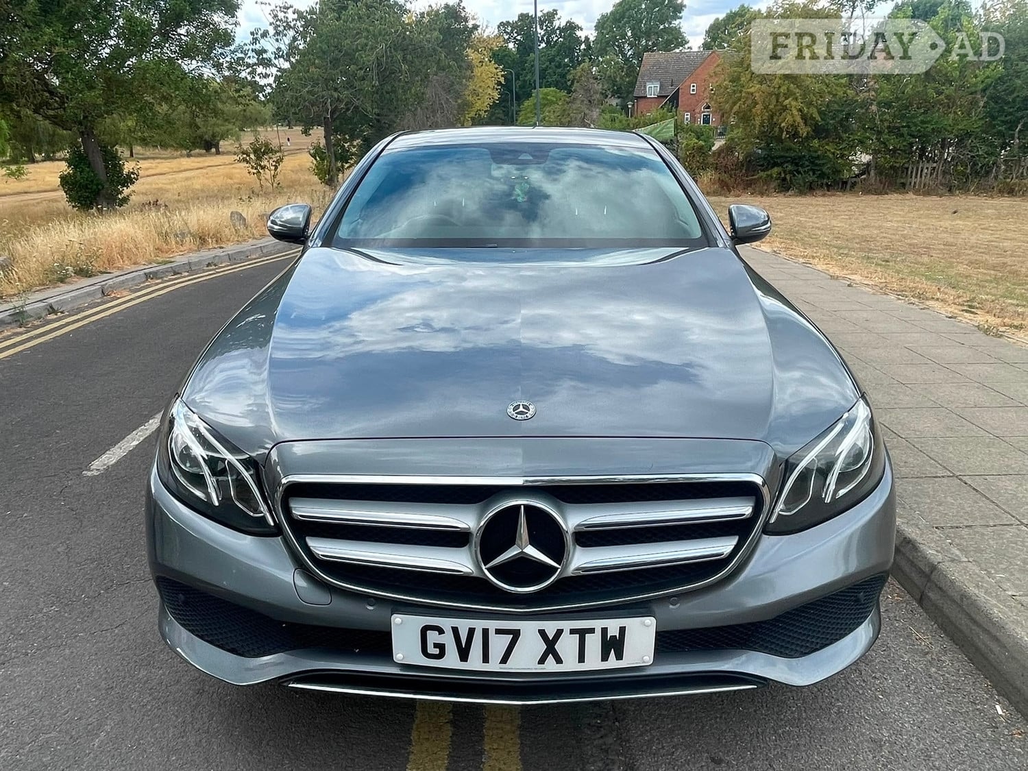 [ berth ]Mercedes-Benz E Class
