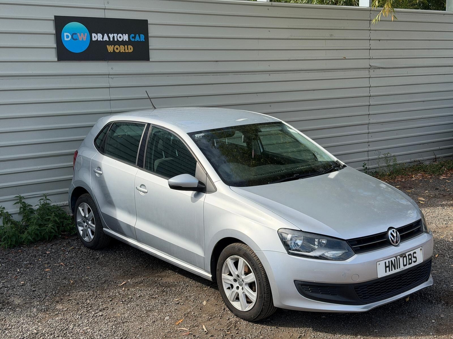 Volkswagen Polo 2011 - Cars