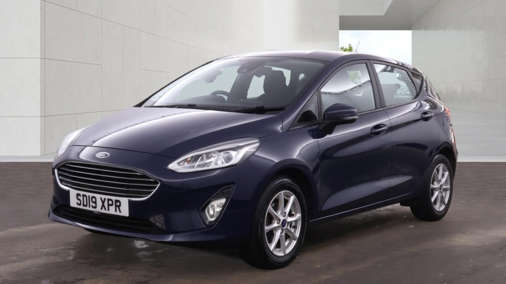 [ berth ]Ford Fiesta