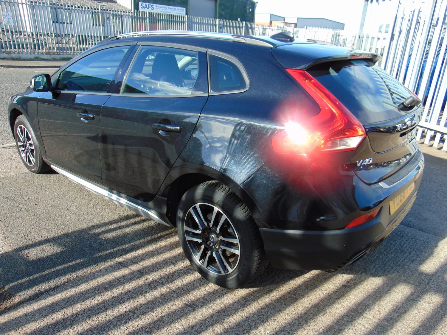 Volvo V40 Cross Country 2016 - Cars in Ashington