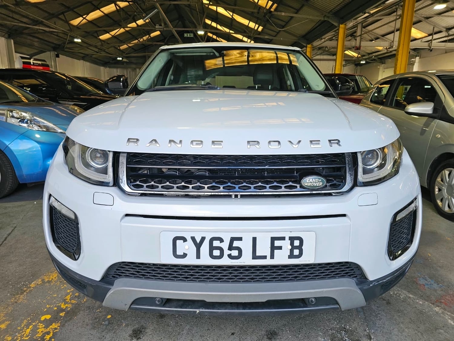 [ berth ]Land Rover Range Rover Evoque