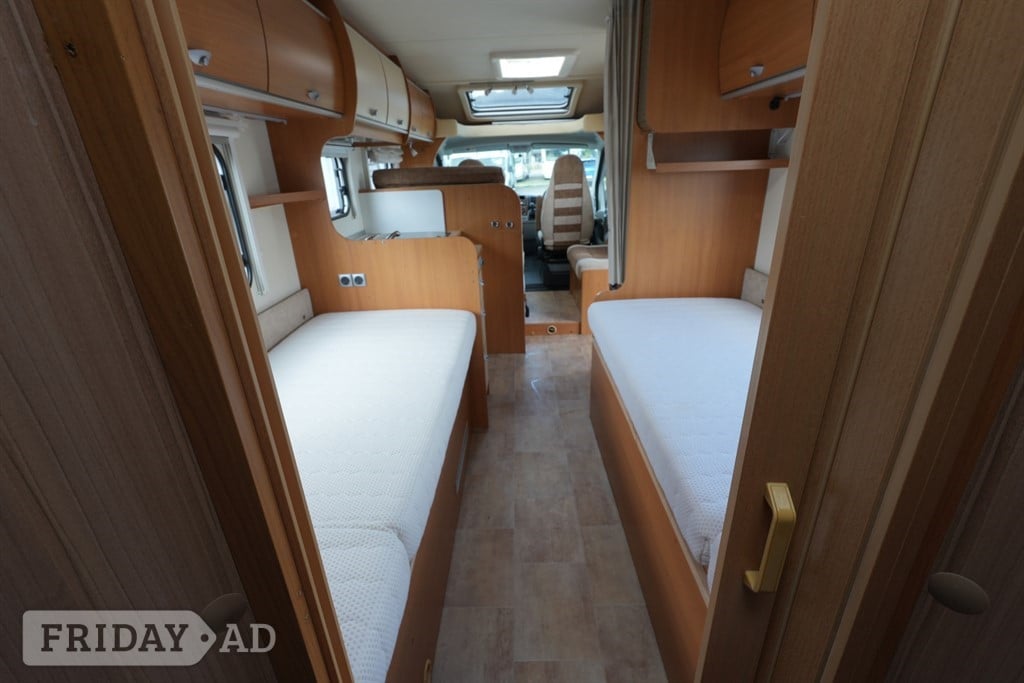 [4 berth ]Burstner Nexxo T720