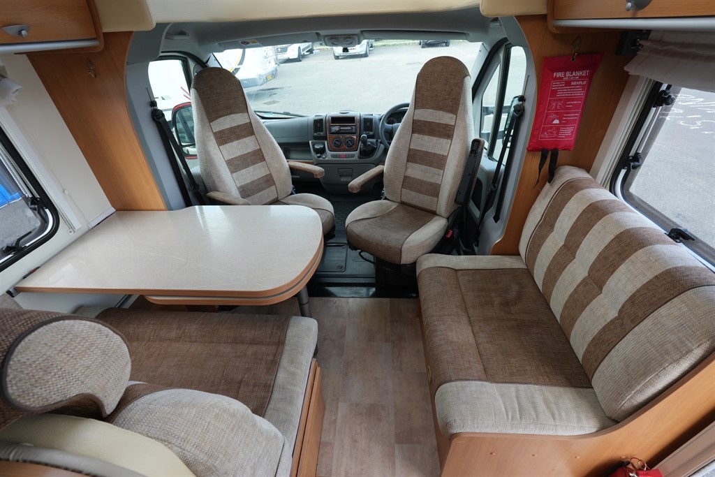 Burstner Nexxo T720 2011 for sale - Motorhomes & Caravans in Haywards Heath