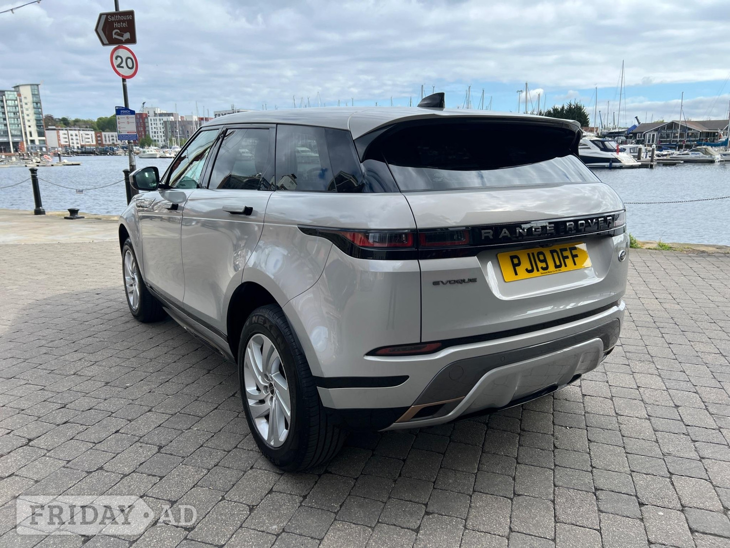 Land Rover Range Rover Evoque 2019 - Cars in Braintree