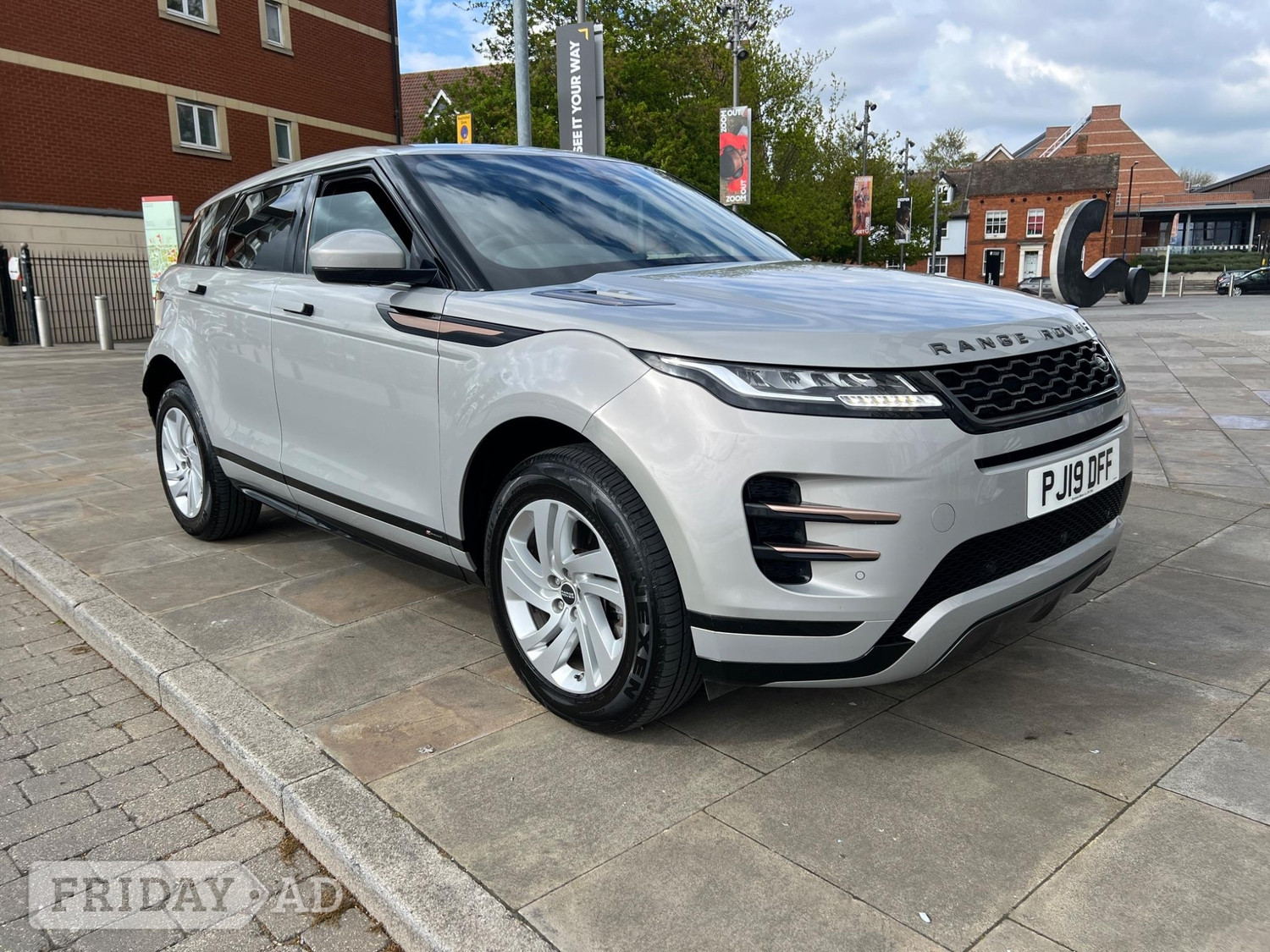 Land Rover Range Rover Evoque 2019 - Cars