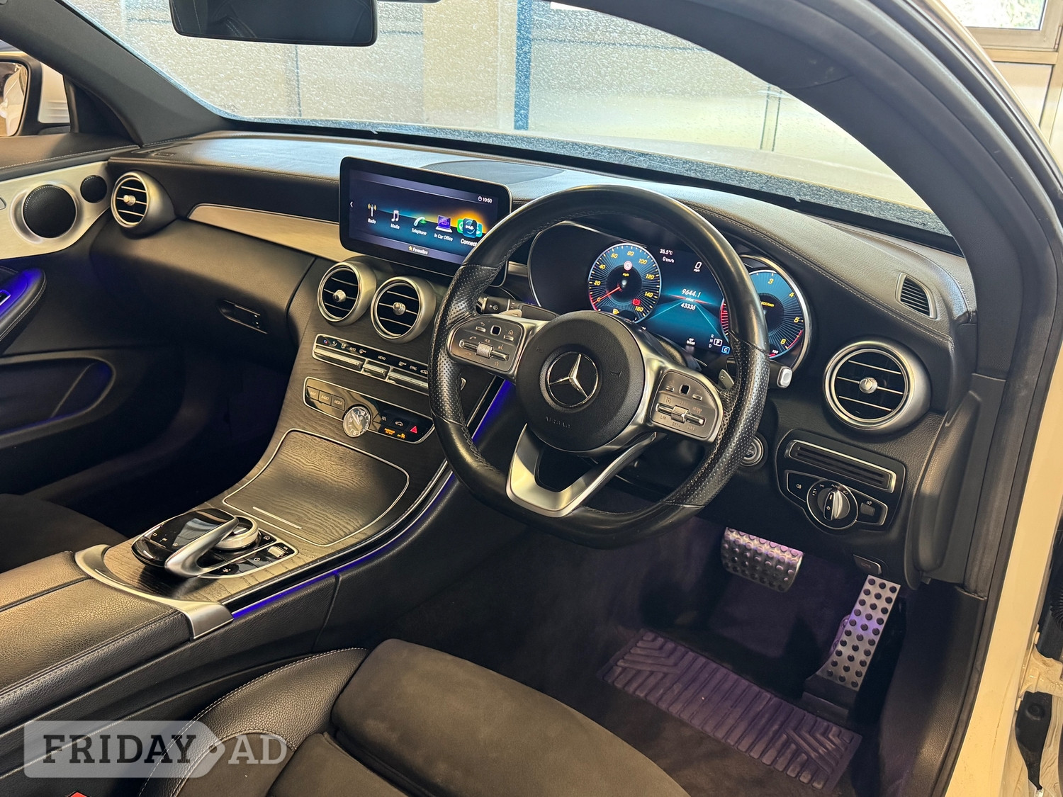 [ berth ]Mercedes-Benz C Class