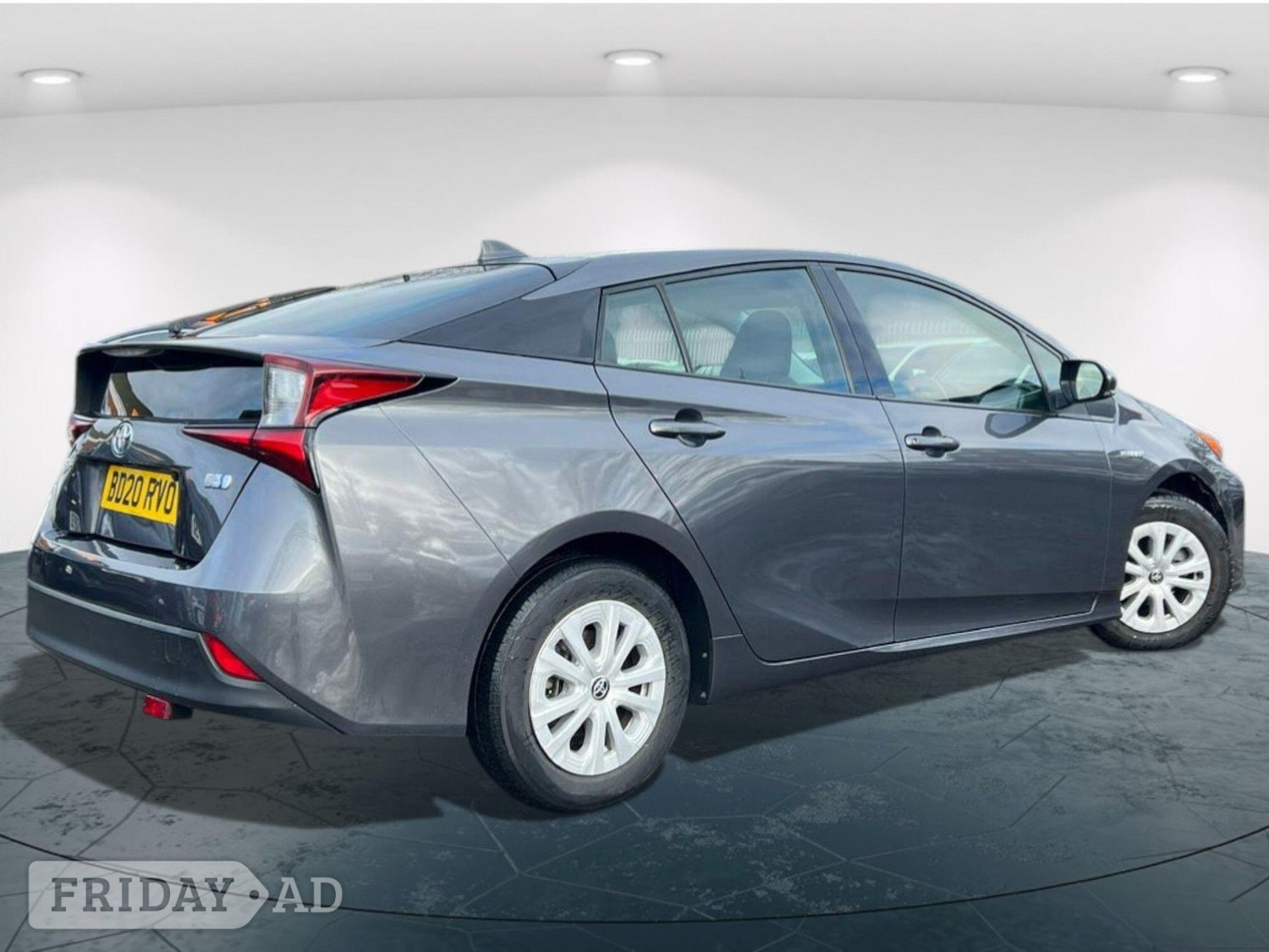 Toyota Prius 2020 - Cars in Walsall