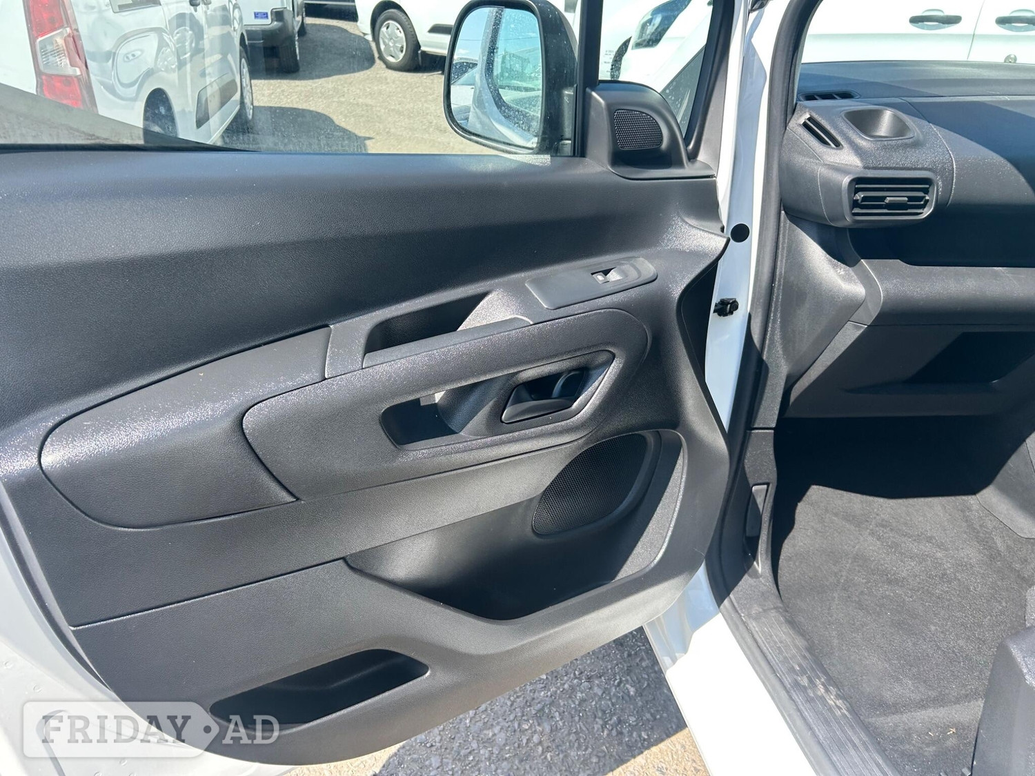 Vauxhall Combo 2021 - Vans & Commercial Vehicles in Rochester