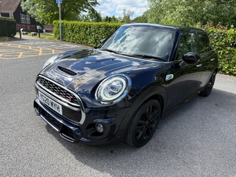 Mini Hatch 2020