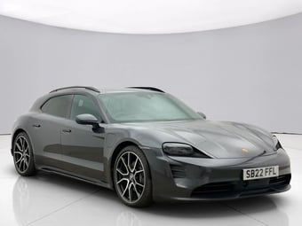 Porsche Taycan 2022