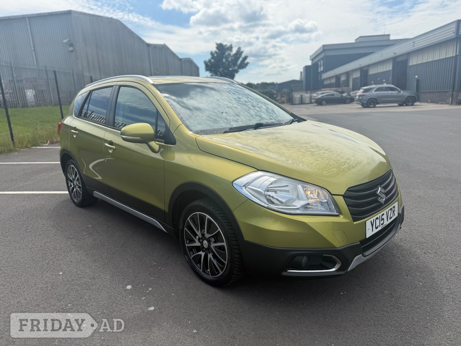 Suzuki SX4 2015 - Cars in Livingston