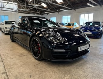 Porsche Panamera 2022
