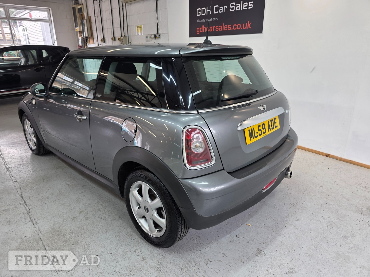 [ berth ]Mini Hatch