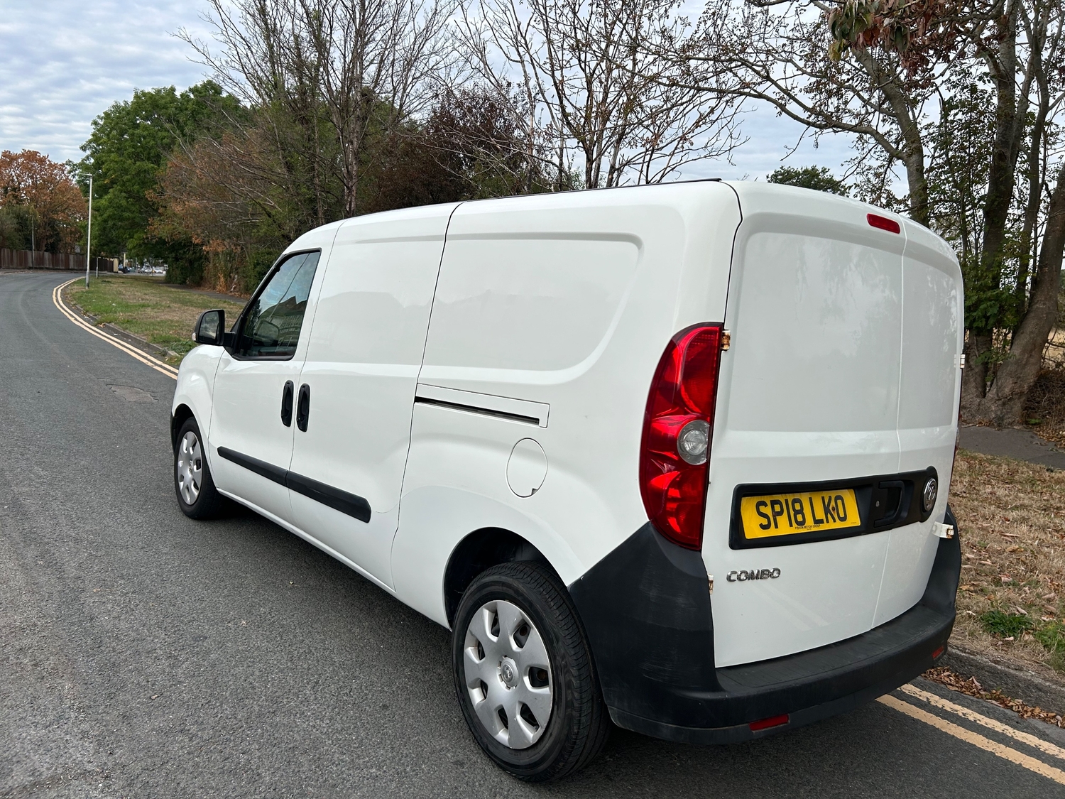 Vauxhall Combo 2018 - Vans & Commercial Vehicles