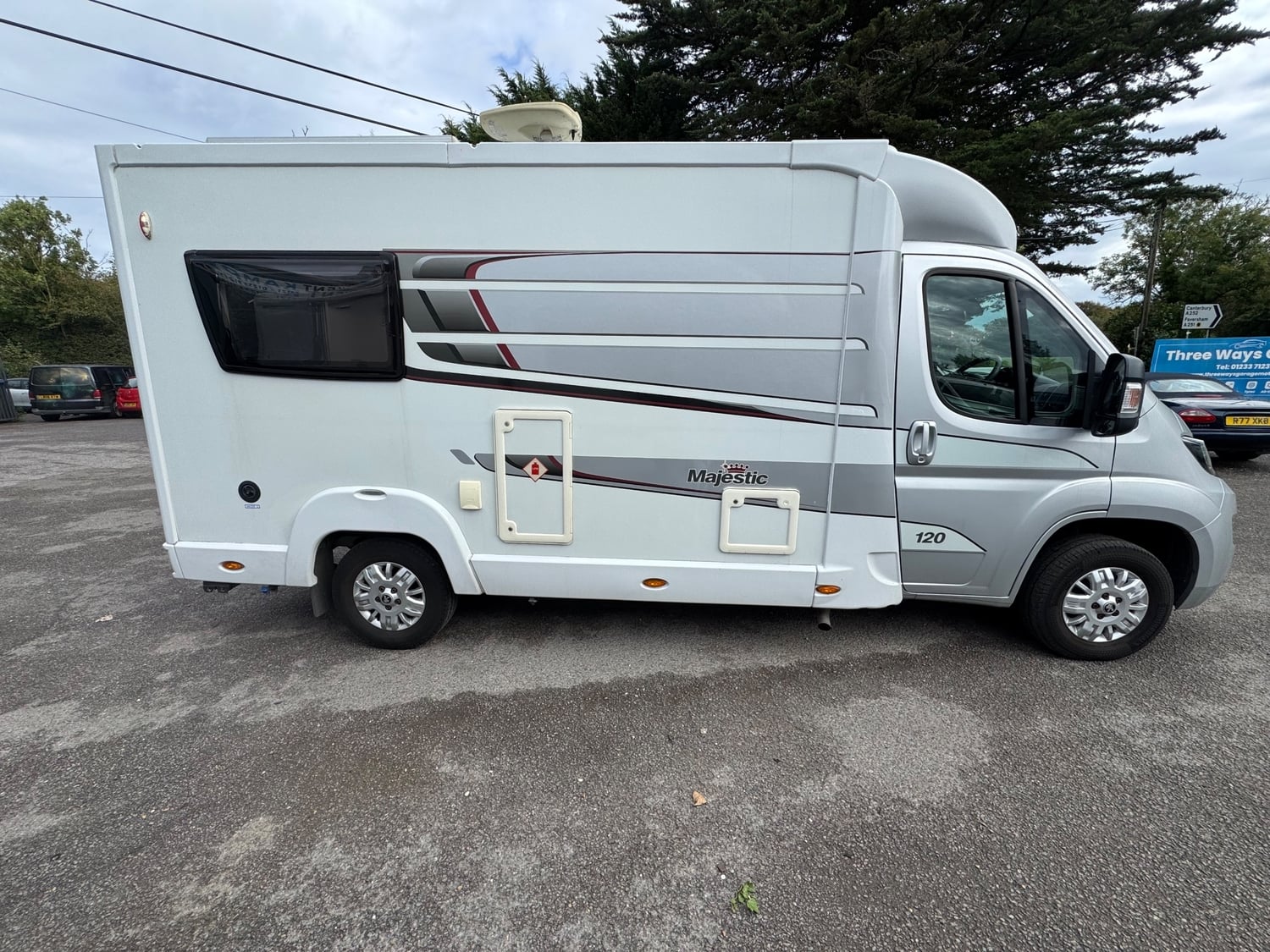 [ berth ]Elddis Majestic 120