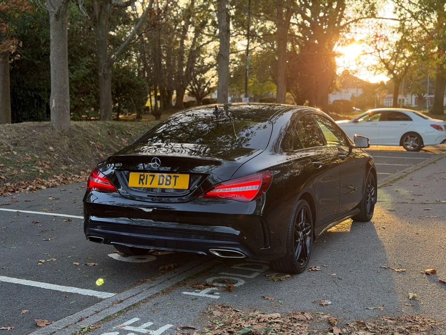[ berth ]Mercedes-Benz CLA Class