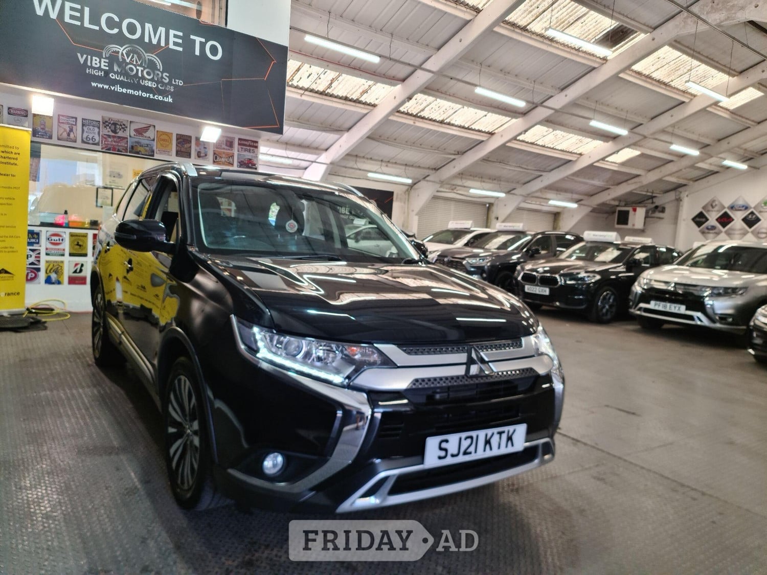 Mitsubishi Outlander 2021 - Cars in Harrow