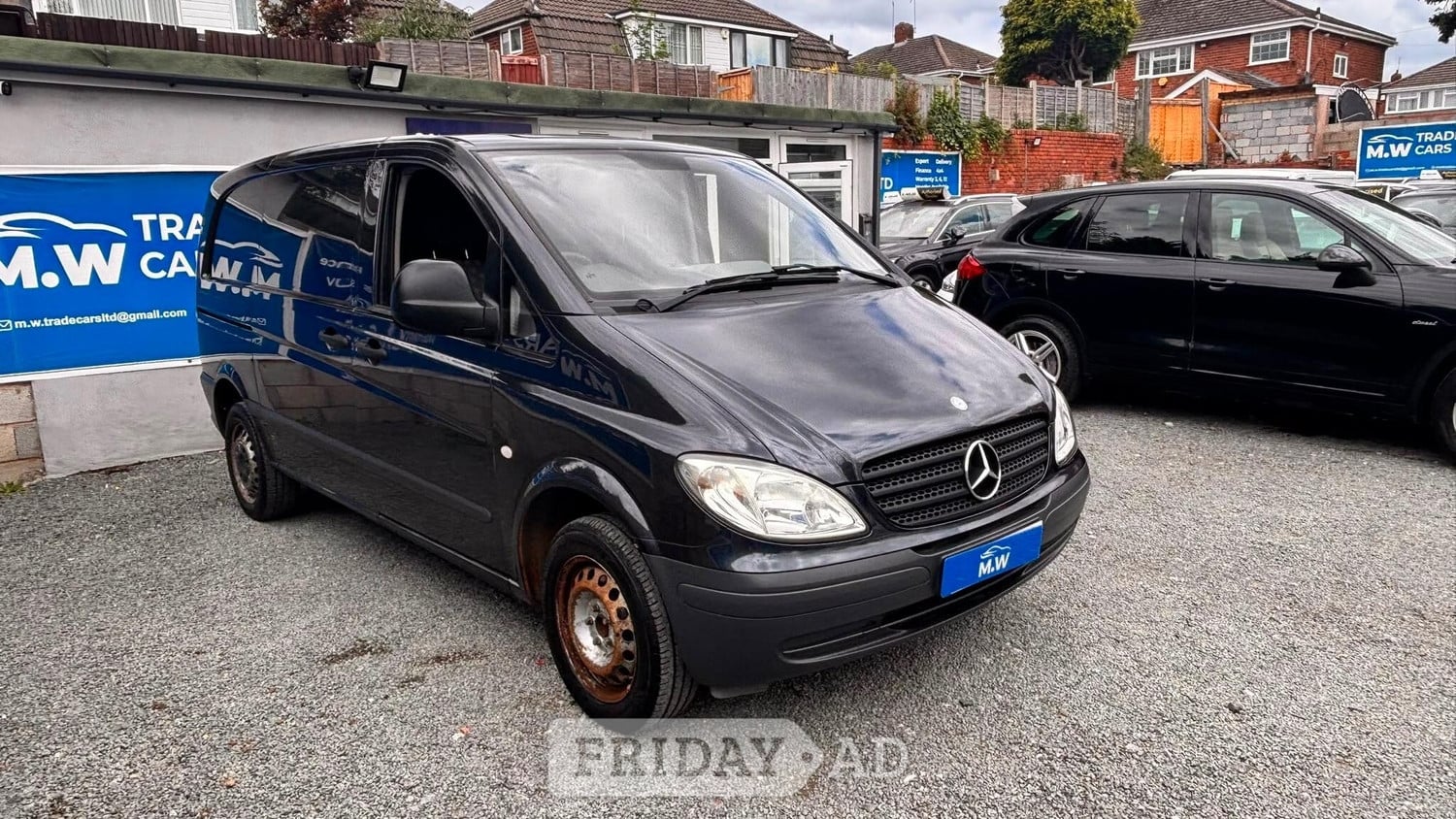 [ berth ]Mercedes-Benz Vito