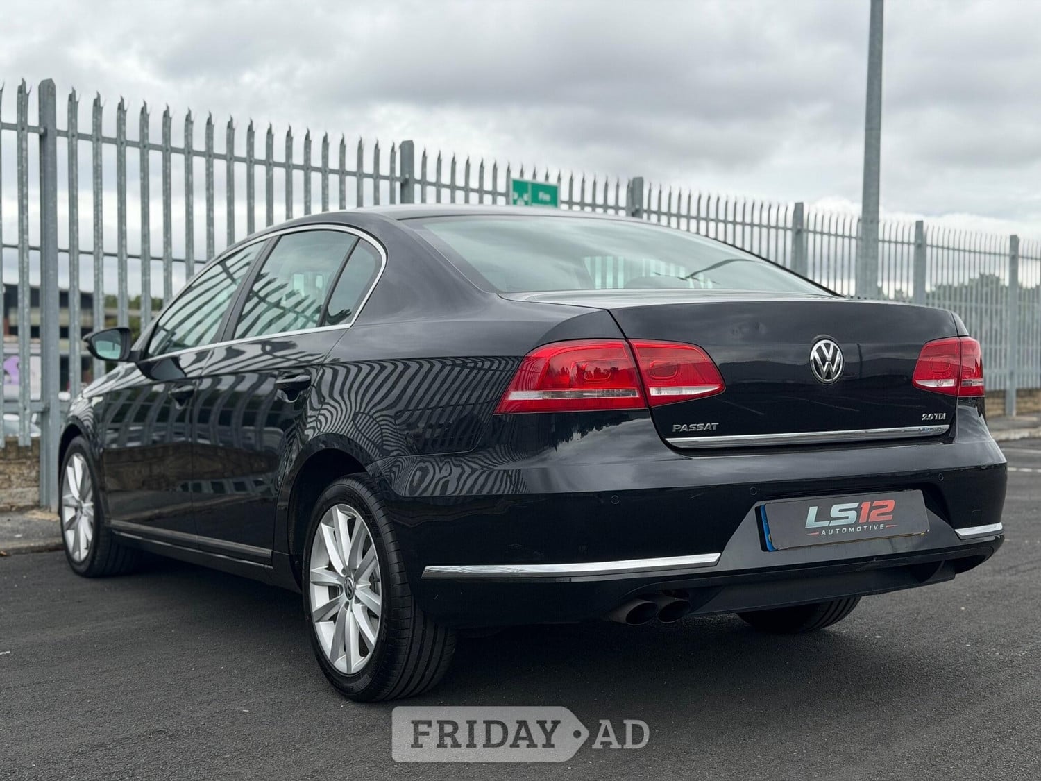 Volkswagen Passat 2014 - Cars in Leeds