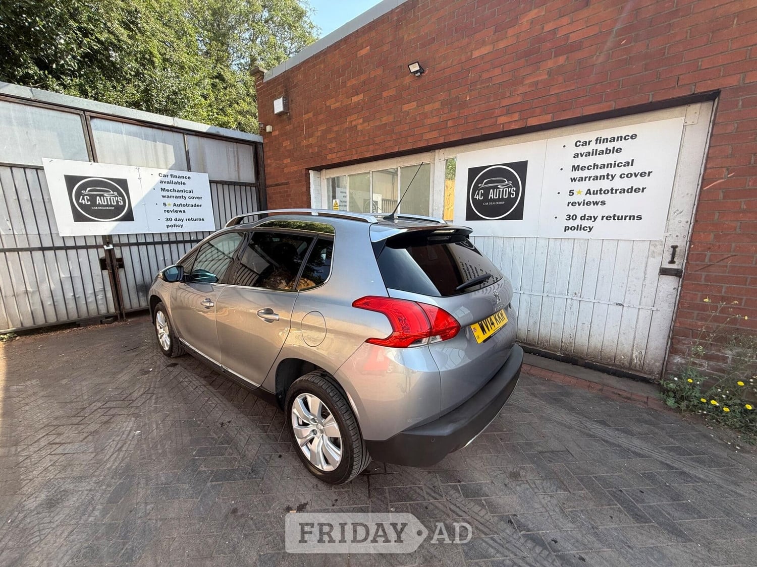 [ berth ]Peugeot 2008