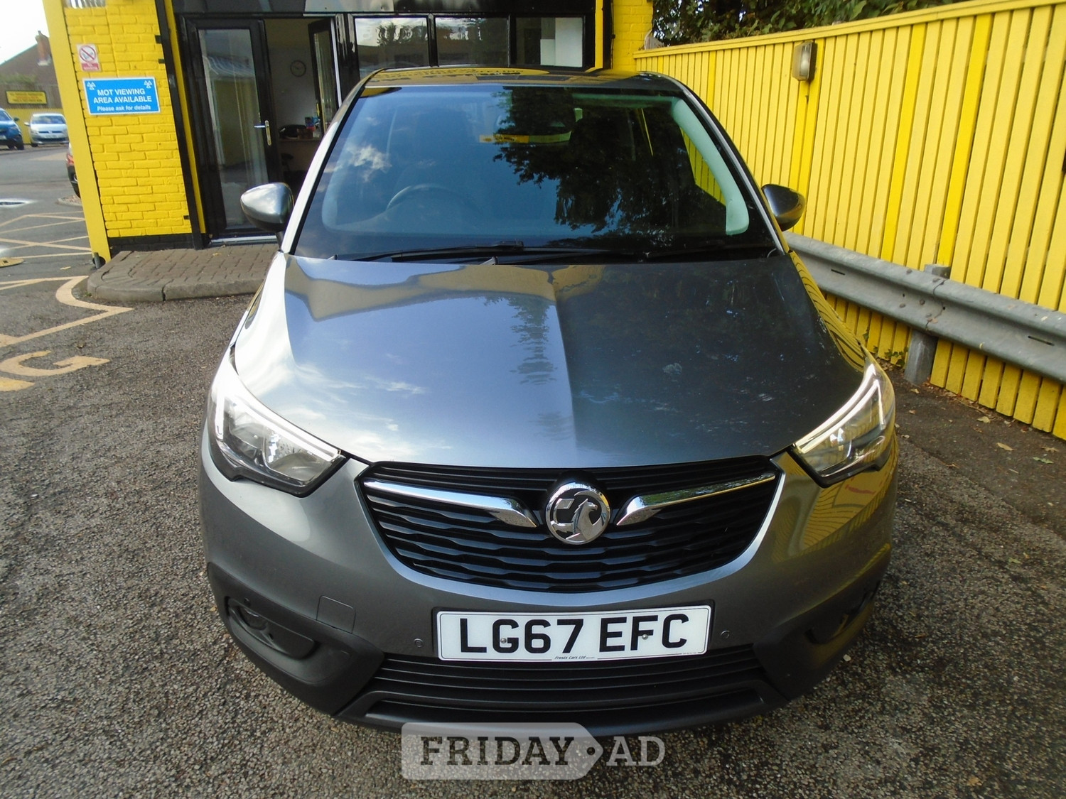 [ berth ]Vauxhall Crossland X
