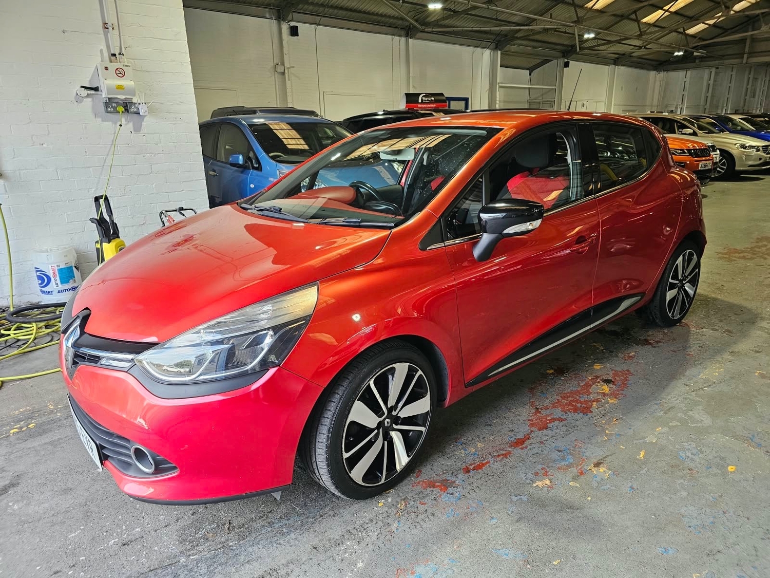 Renault Clio Pontypridd
