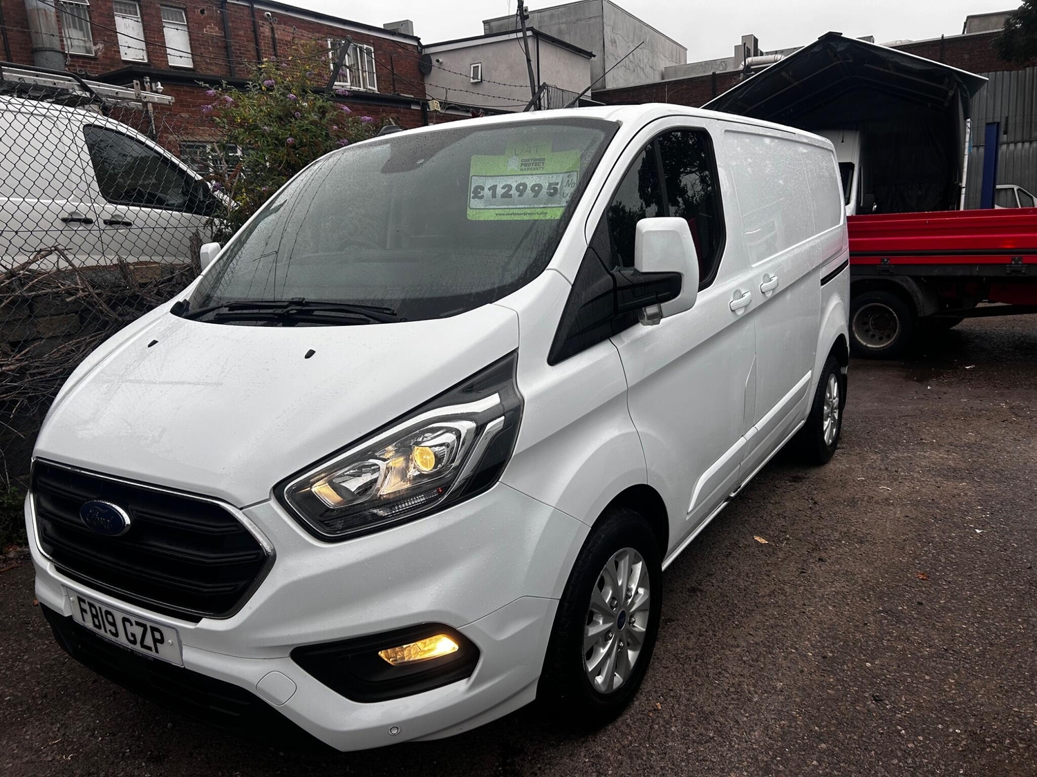 Ford Transit Custom 2019 - Vans & Commercial Vehicles in Rochester