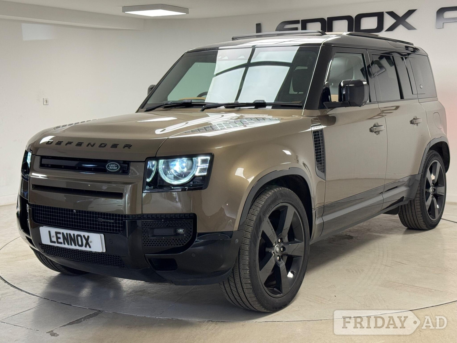 [ berth ]Land Rover Defender 110
